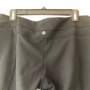 Black cropped Lululemon leggings